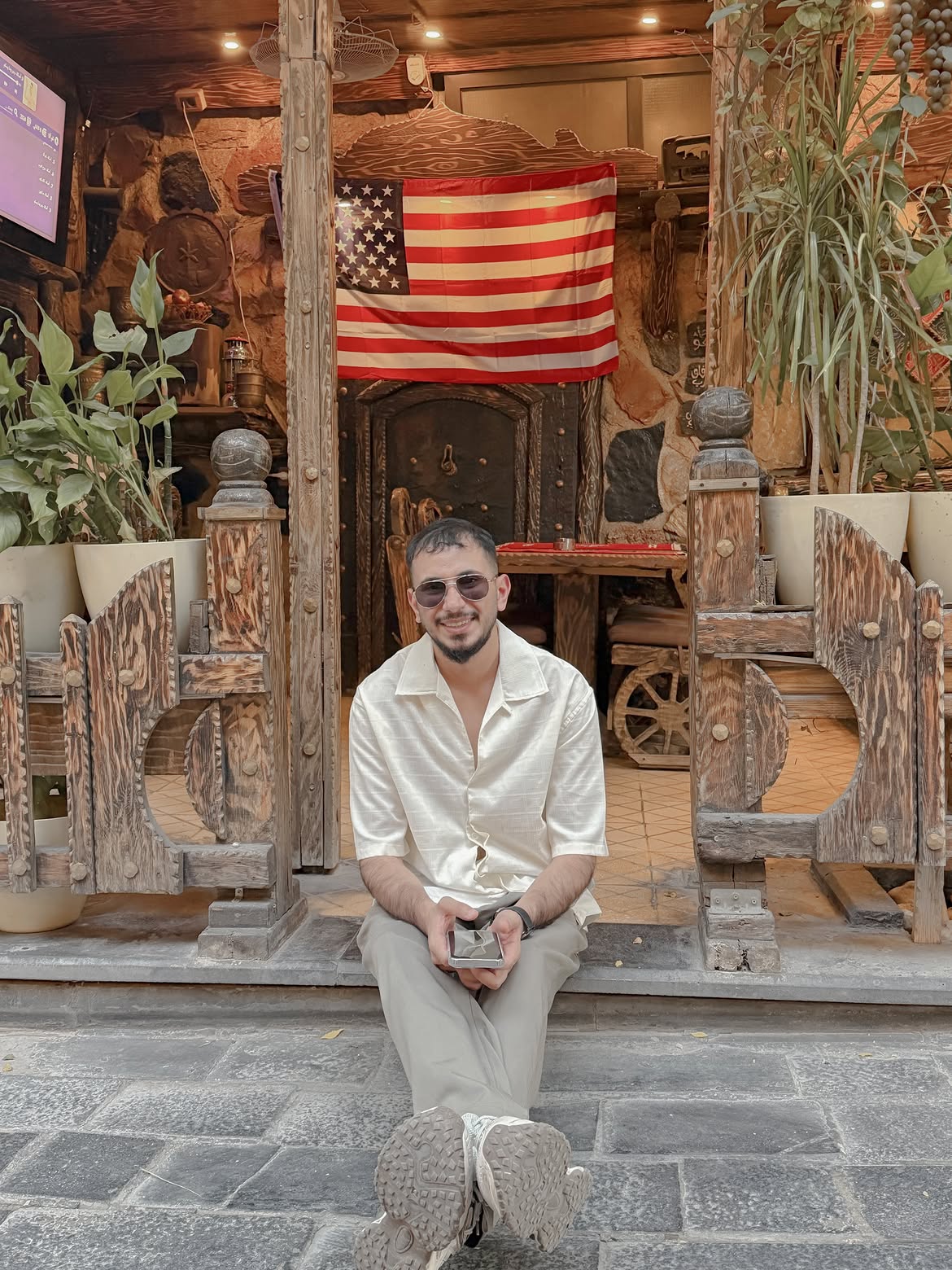 عزّام